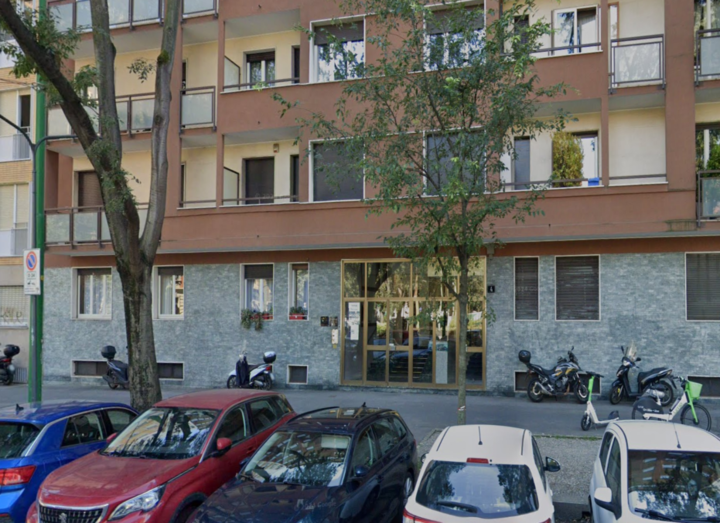 Silvia Valsesia - Sede di Milano vista esterna